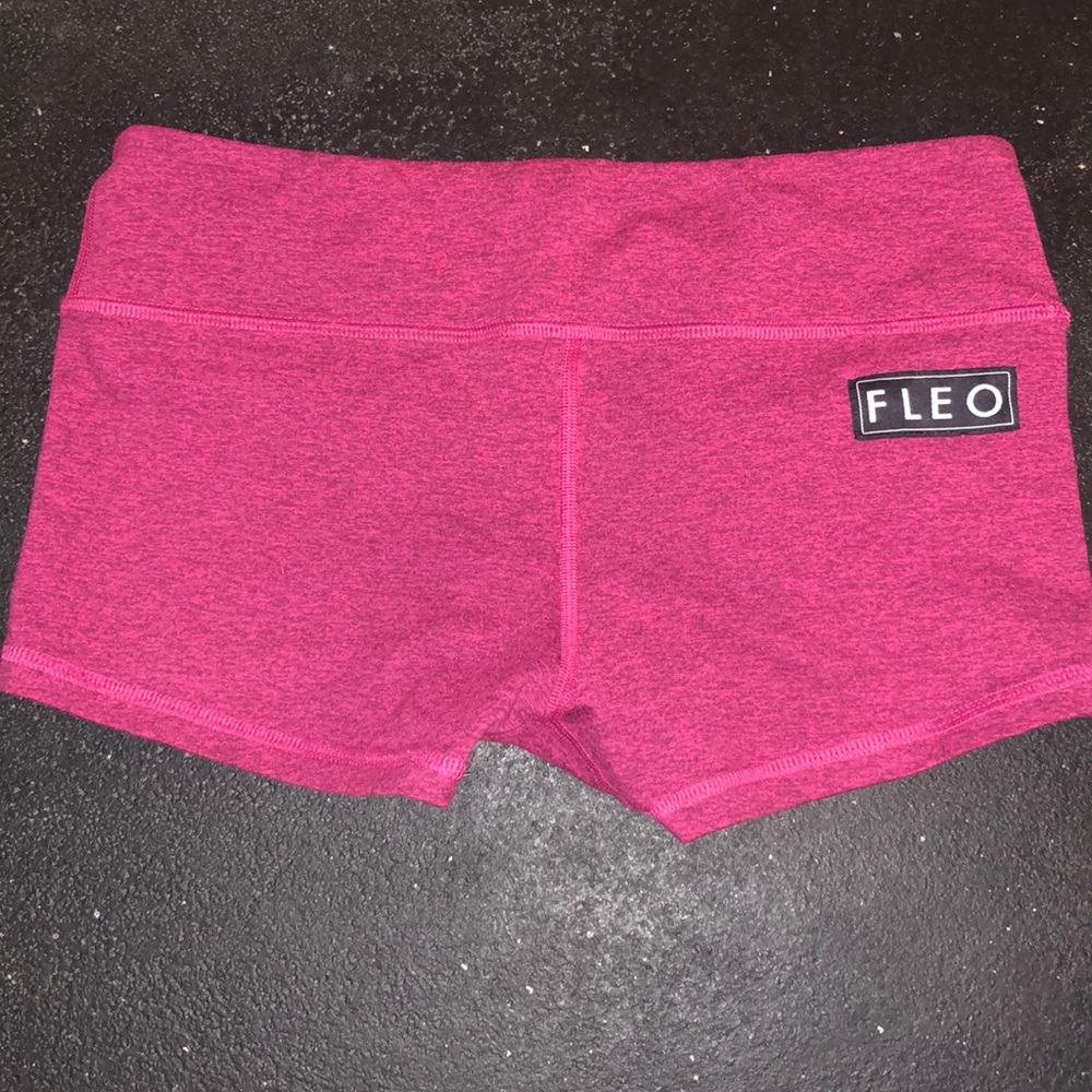Fleo pink shorts with a mix of grey